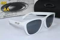 new style sunglasses oakley women man 2013 oakley aa-7608